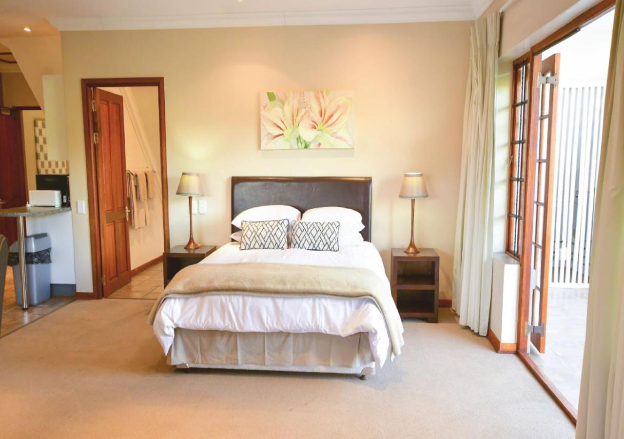 The Clarens Place Exterior foto